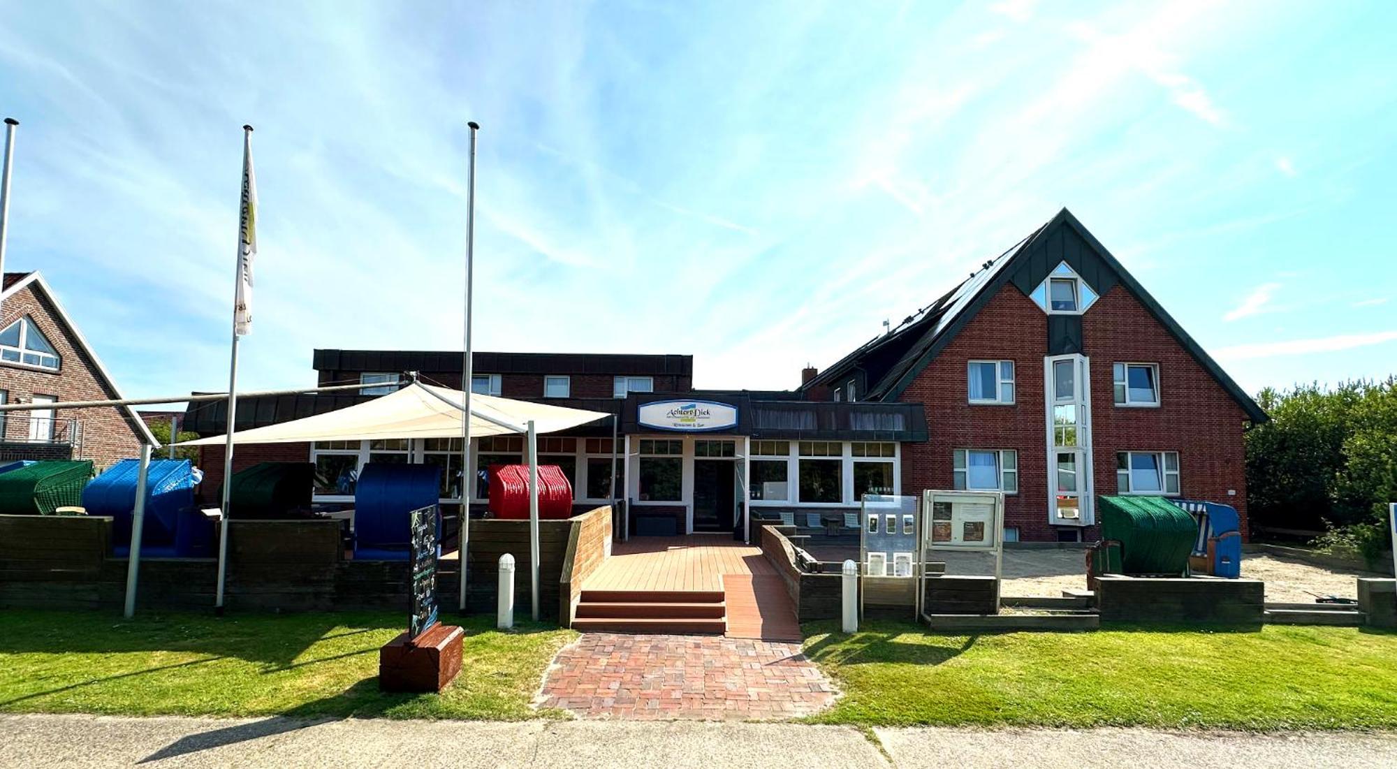 Strandhotel Achtert Diek Langeoog Exterior photo